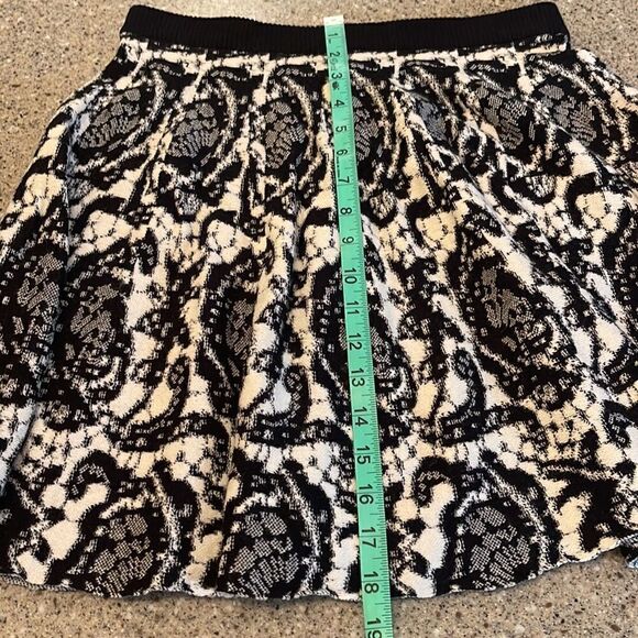 DKNY Wool Blend Mini Circle Skirt - Picture 4 of 8
